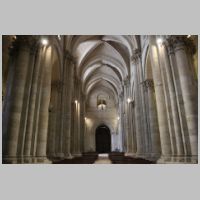 Catedral Vieja de Salamanca, photo Miguel Hermoso Cuesta, Wikipedia.jpg